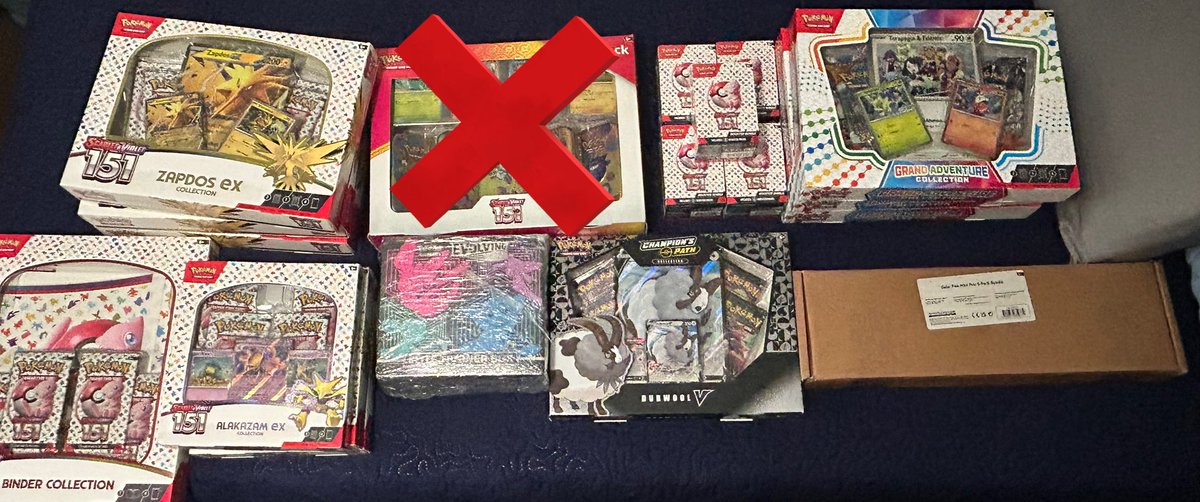 Black Market Collectibles🏬 tweet media