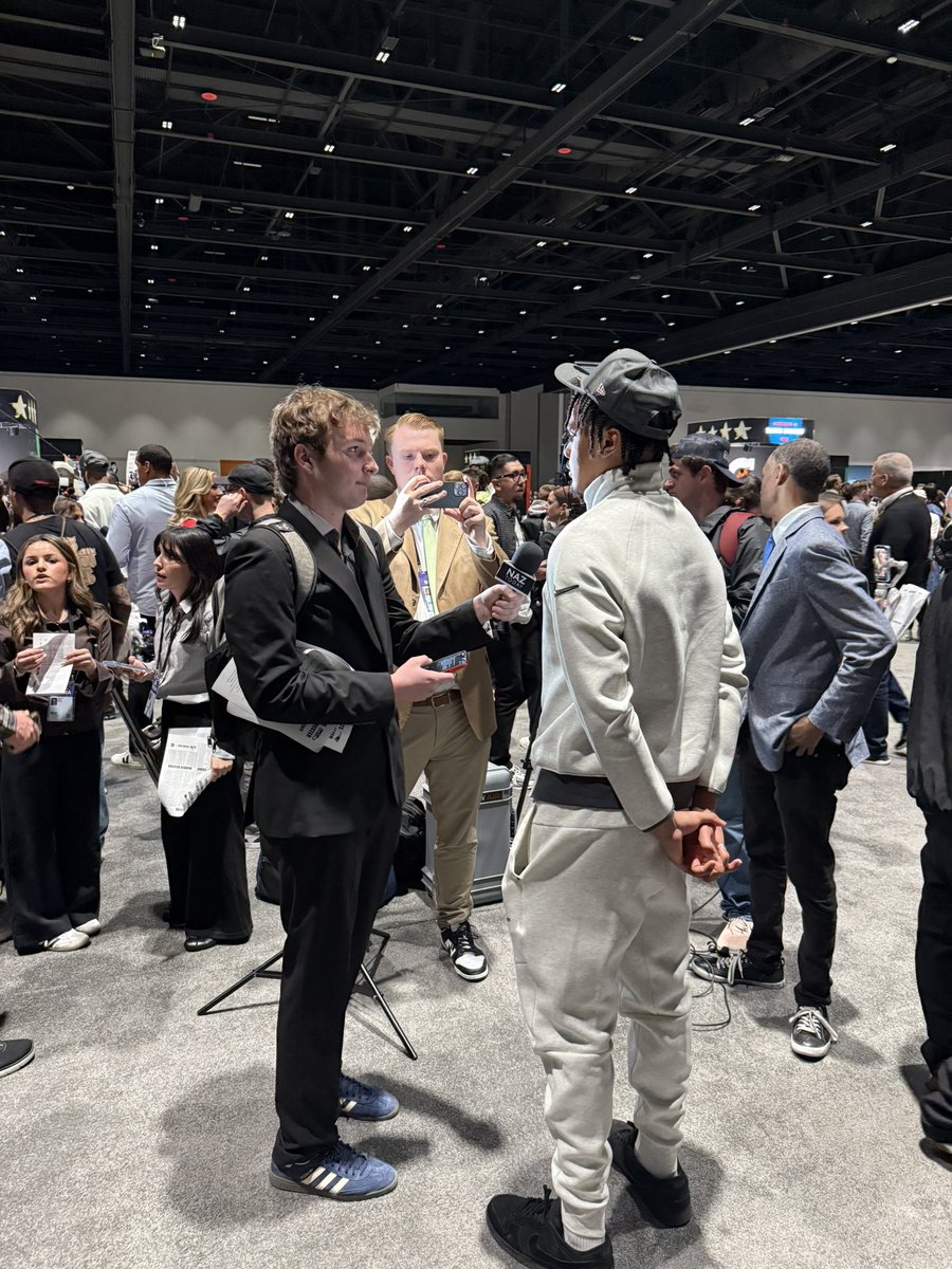 Out here in the Bay Area covering the Super Bowl media week with the up and coming sports journalist students from the <a href="/NAU_MIC/">NAU Media Innovation Center</a>. Working as a consultant this week with the man <a href="/ProfFaust/">Rory Faust</a>