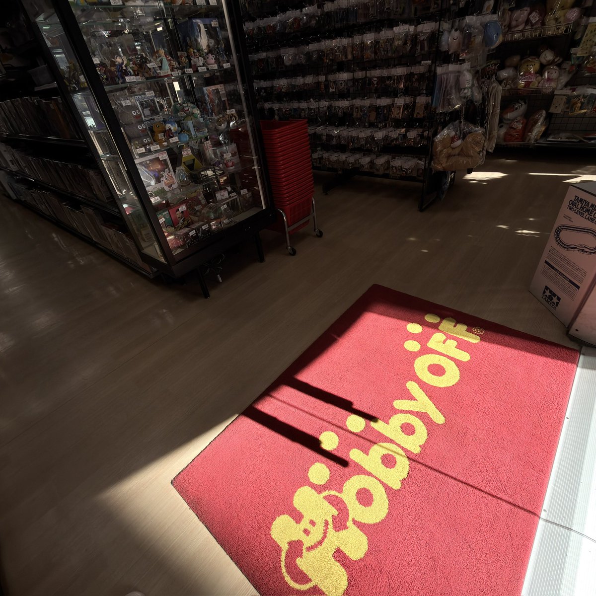 今日も快晴！！
たくさんのご来店、買取
お待ちしております！！