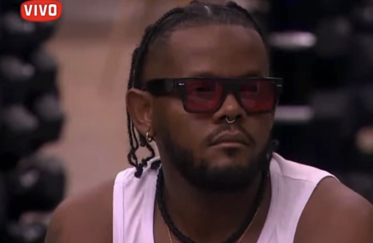 A parte de ser un mueble oscuro es rencoroso… Dios mío, que estaremos pagando??? 🫠🙄🤮💩🤡

#LaCasaDeLosFamososCol2 #LaCasaDeLosFamososCo #LaCasaDeLosFamosososCol3