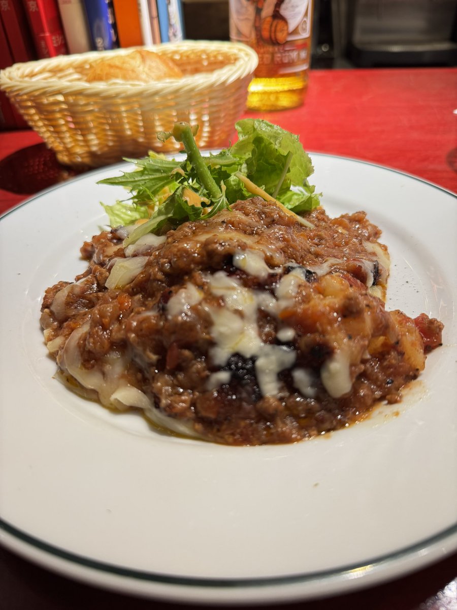 onzoooo's tweet image. 日替わりランチ
青森県産短角和牛のアッシェパルマンティエ
牛蒡のポタージュ
自家製パン

#BrasserieGyoran