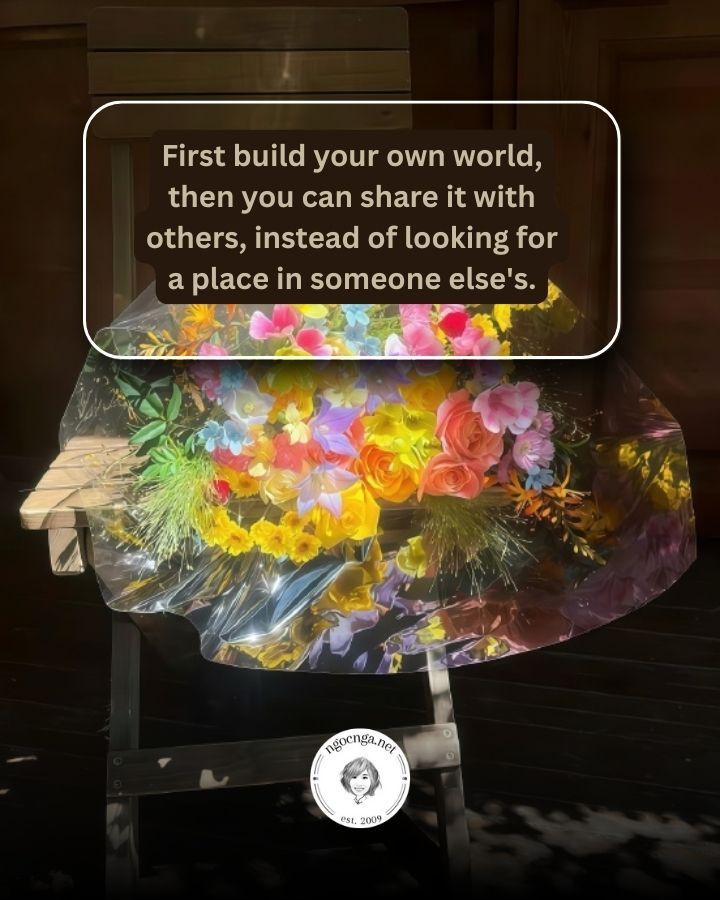 ngocngadotnet's tweet image. 🌏✨🤝 #SelfFirst #HealthySharing #OwnYourWorld
Xiān yǒu zìjǐ de shìjiè, cái néng yǔ rén fēnxiǎng, ér búshì qù biérén nàlǐ zhǎo wèizhì.
#1QuoteIn3Languages #ChineseQuotes #DailyChinese #ChineseWords #Putonghua #Weibo #Pinyin #Quote
ngocnga.net/own-your-world…