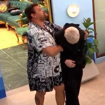 updatecharts's tweet photo. 📊 ENQUETE UC: DE QUE LADO VOCÊ ESTÁ? #BBB26 

Jonas: RT 
Babu e Juliano: LIKE https://t.co/LNk7zXFv1r