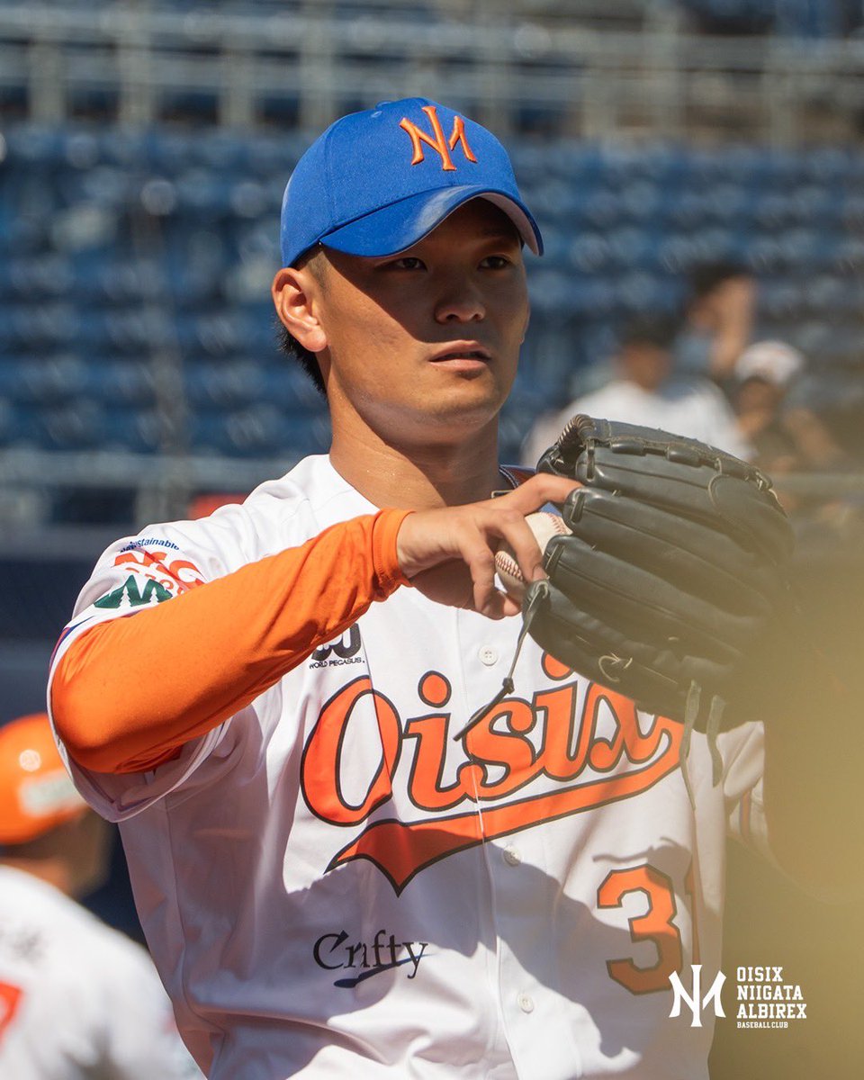 Albi_BC_PR's tweet photo. 【退団選手のお知らせ】
オイシックス新潟アルビレックスBCは下記選手の退団が決定致しましたのでお知らせ致します。

【投手】
小林珠維　背番号31

コメントはHPをご覧ください。
https://t.co/izZqBjIrcP

今後は韓国プロ野球「蔚山ホエールズ」にてプレーを行います。

#小林珠維 https://t.co/8pWT1X9P6i