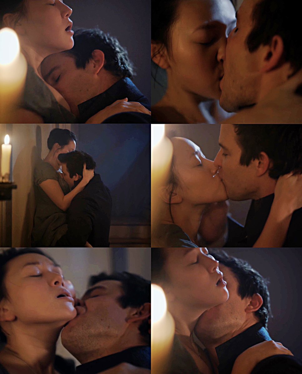 lthsreputation's tweet image. lo que más me gusta de esta secuencia es que no puedes notar un beso normal porque todo fue tan rápido, y el hambre estaba ha otro nivel