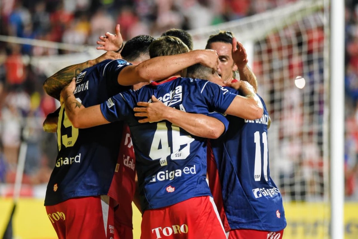 Los pibes vienen marchando. Aguante Unión, carajo. 🇦🇹🇦🇹