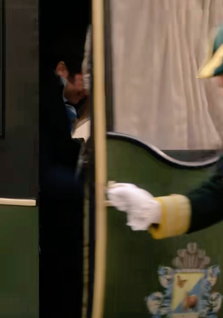 naniscrashdown's tweet image. Colin's smirk &amp;amp; Pen huge smile 
#shameless