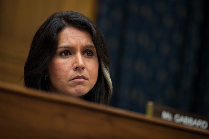 "Жалоба информатора, обвиняющего директора Национальной разведки Тулси Габбард в неправомерных действиях, настолько засекречена, что хранится в сейфе и не была передана Конгрессу. С формулировкой, что ее обнародование может нанести серьезный ущерб национальной безопасности"