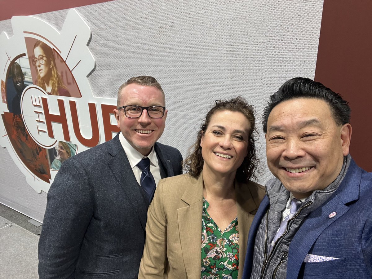 saraj_pereira's tweet photo. Such a great #STS2026! A few of my photo faves! My last year chairing the LTTF scholarship and so much positive growth and innovation in our specialty! Thank you friends and scholars! Too many to name ❤️🙌🏼⭐️‼️@STS_CTsurgery 
@IU_Surgery 
@UofUCTSurgery 
@UWSurgery 
@BrianMitzman @uabctsresidency 
@FWilder9 
@WomenInThoracic