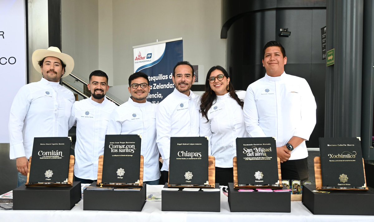 Ricardo Muñoz Zurita tweet media