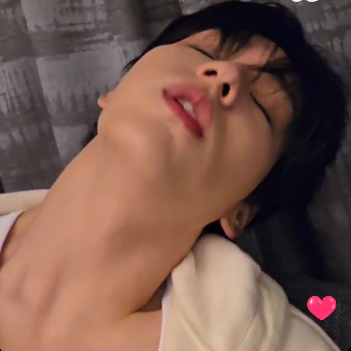 starkissoobin's tweet photo. doesn’t he know i’m so fucking insane https://t.co/YwJz37ofPc