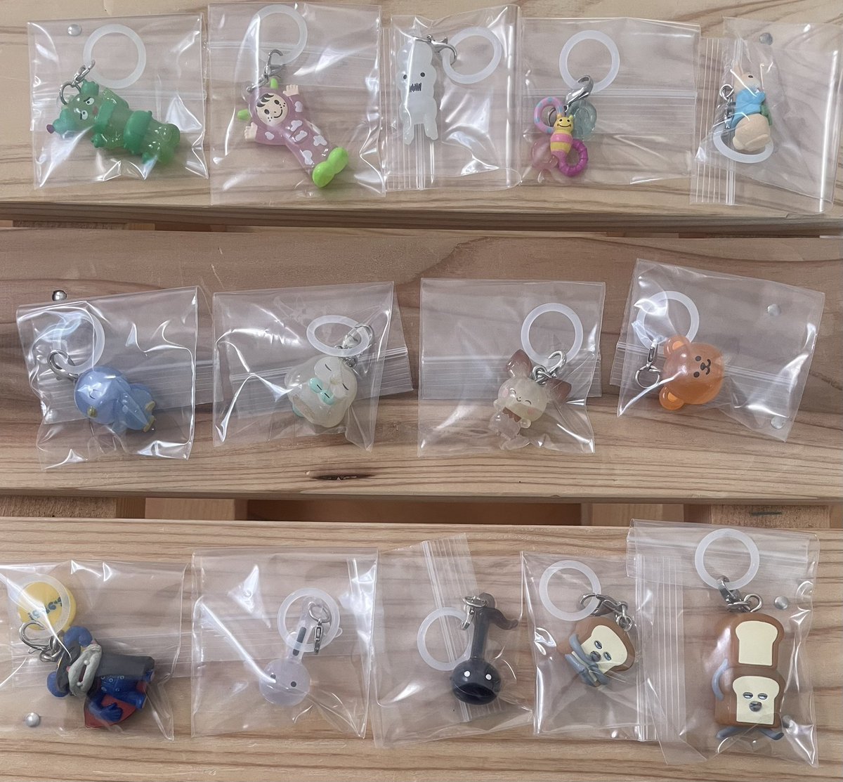 su__jam's tweet photo. めじるしアクセサリー 交換

求 JOCHUMめじるしアクセサリー
     MINITEEN ぷっくりめじるしアクセサリー
     買取

譲 画像 買取

⚠︎2.3枚目開封済み
郵送希望📮
お気軽にお声掛けください🙇🏻‍♀️

#めじるしアクセサリー #交換 https://t.co/WHBvWam9ey