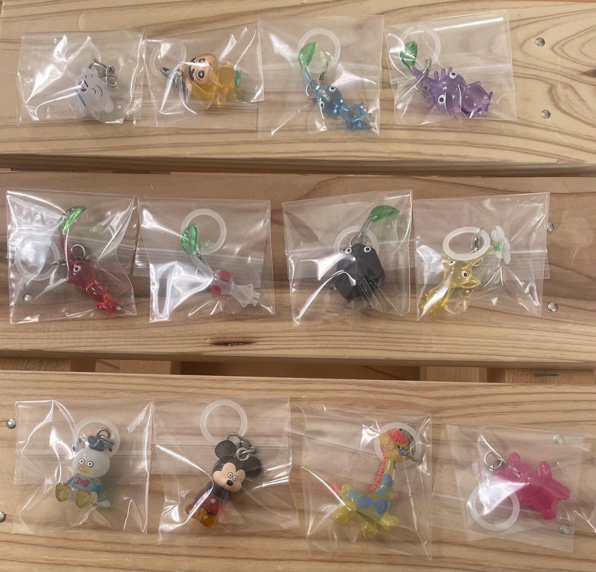 su__jam's tweet photo. めじるしアクセサリー 交換

求 JOCHUMめじるしアクセサリー
     MINITEEN ぷっくりめじるしアクセサリー
     買取

譲 画像 買取

⚠︎2.3枚目開封済み
郵送希望📮
お気軽にお声掛けください🙇🏻‍♀️

#めじるしアクセサリー #交換 https://t.co/WHBvWam9ey