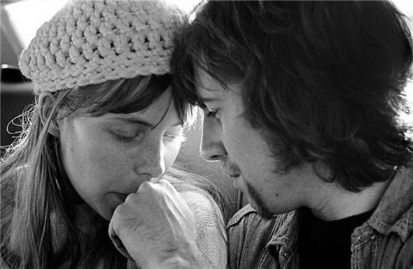 Joni Mitchell tweet media