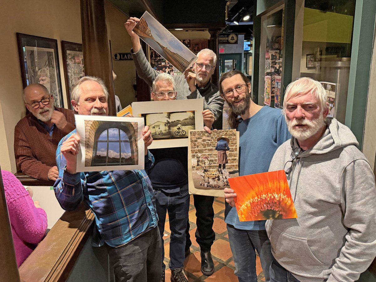 CAPICToronto's tweet photo. The CAPIC Toronto 2026 Print Xchange on January 21 was a great success!
Lots of great photos and good stories behind them. There were many conversations about photographic processes and the photography industry.
Join us next year!
Event Photos by Michael Cooper and Yuri Dojc https://t.co/fadaemPCsC