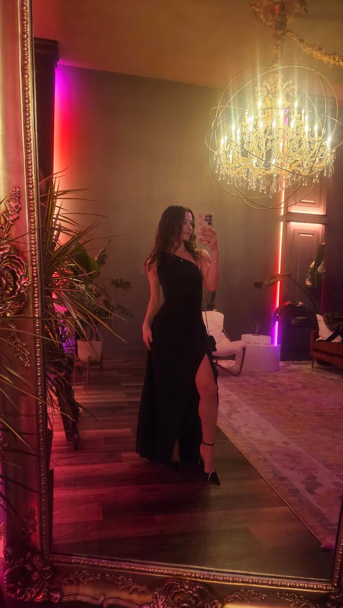 Princess Honey 🍯 tweet media