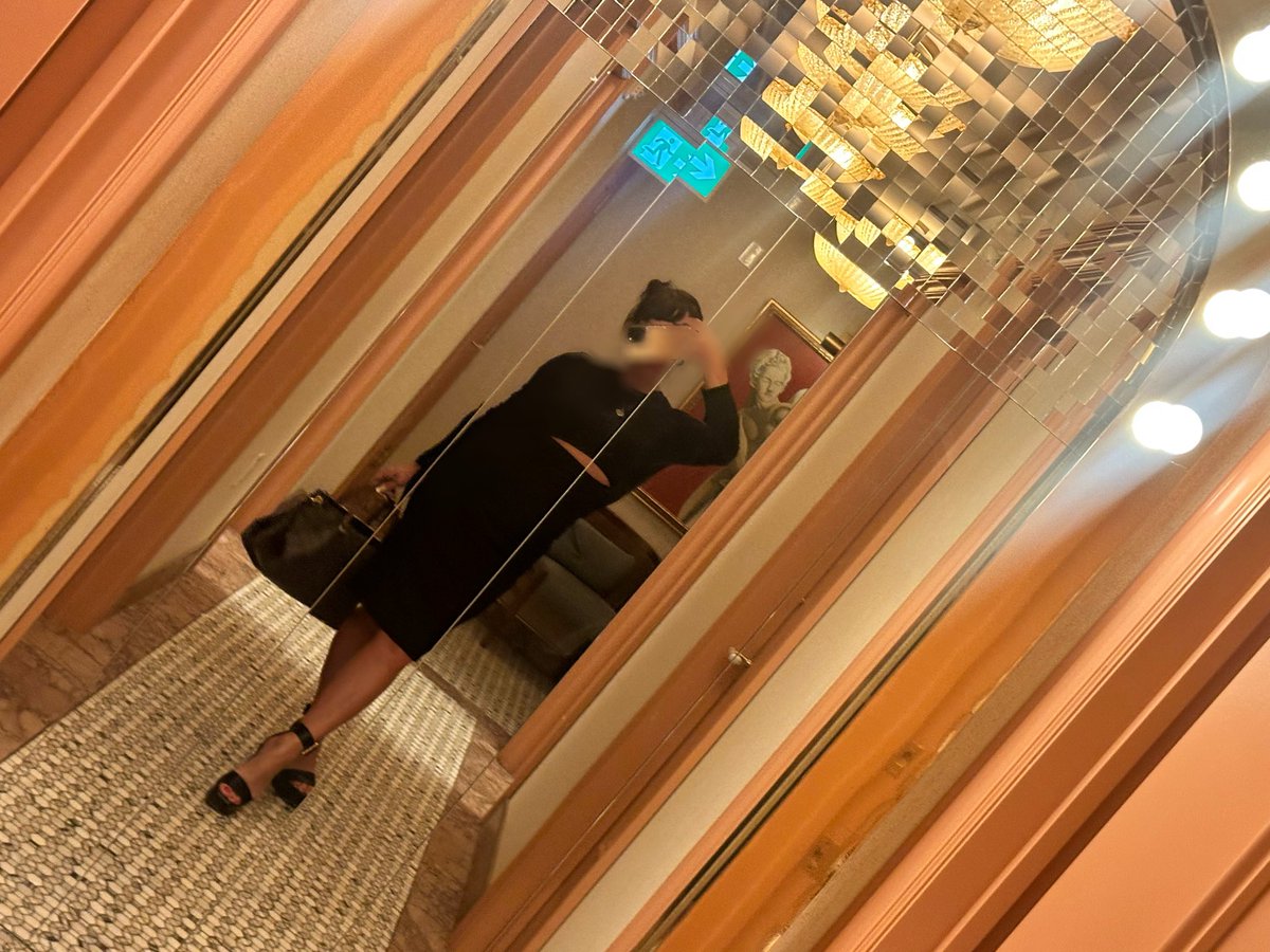 missellanson's tweet image. They call me Mrs. Boombastic.💛💕🫢