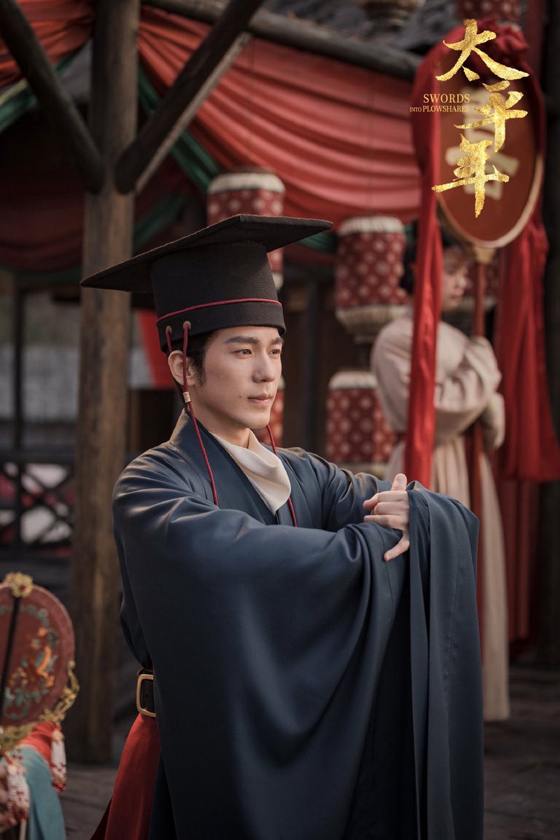 82_82828282's tweet image. 중국 사극 &amp;lt;태평년&amp;gt;에서 묘사된
전홍숙과 손태진의 혼례복

저 손태진 혼례복이랑 장신구는 ㅎㄷㄷ하다 ㄷㄷ 머리에 많이 얹느라 엄청 무거웠을 거 같은데