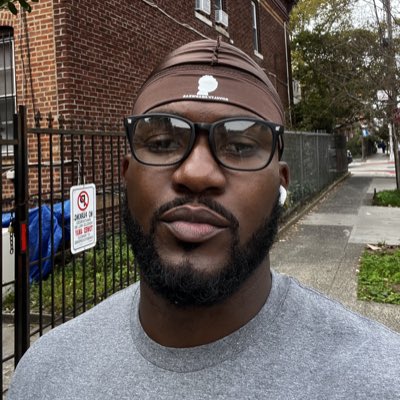 king_milus's tweet photo. The face your momma love https://t.co/HYJnrB6yRZ