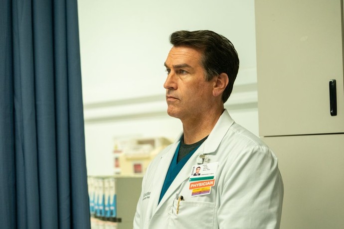 lucaslu_ckli's tweet photo. First 30 min - damn fun ambulance comedy. The other 60 min are for the sad and dangerous accidents and strong character moments. The cast is the secret highlight - that's for sure.
Good one.
#Code3 https://t.co/vvgDthPSfj