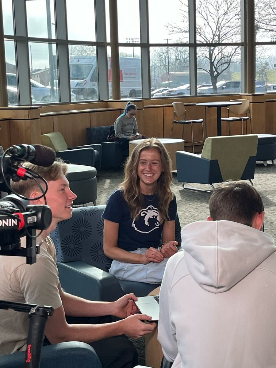 ShawneeState's tweet image. Next up is Lyndsay 👋

Lyndsay Heimbach found an affordable path to college at Shawnee State University, thanks to scholarships and campus support.

Check out her segment of the College Tour » shawnee.edu/college-tour/l…