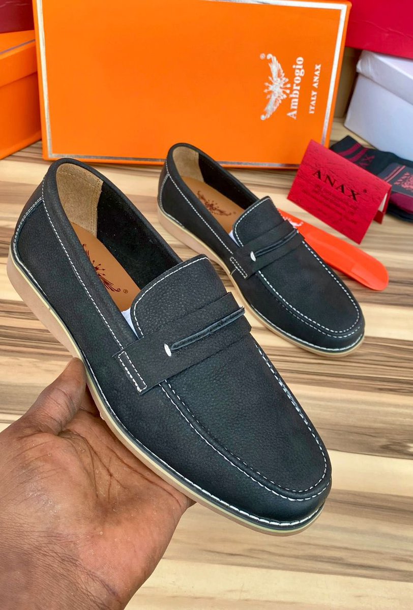 Clothes & Sneakers (@_sneakerhouse) on Twitter photo 