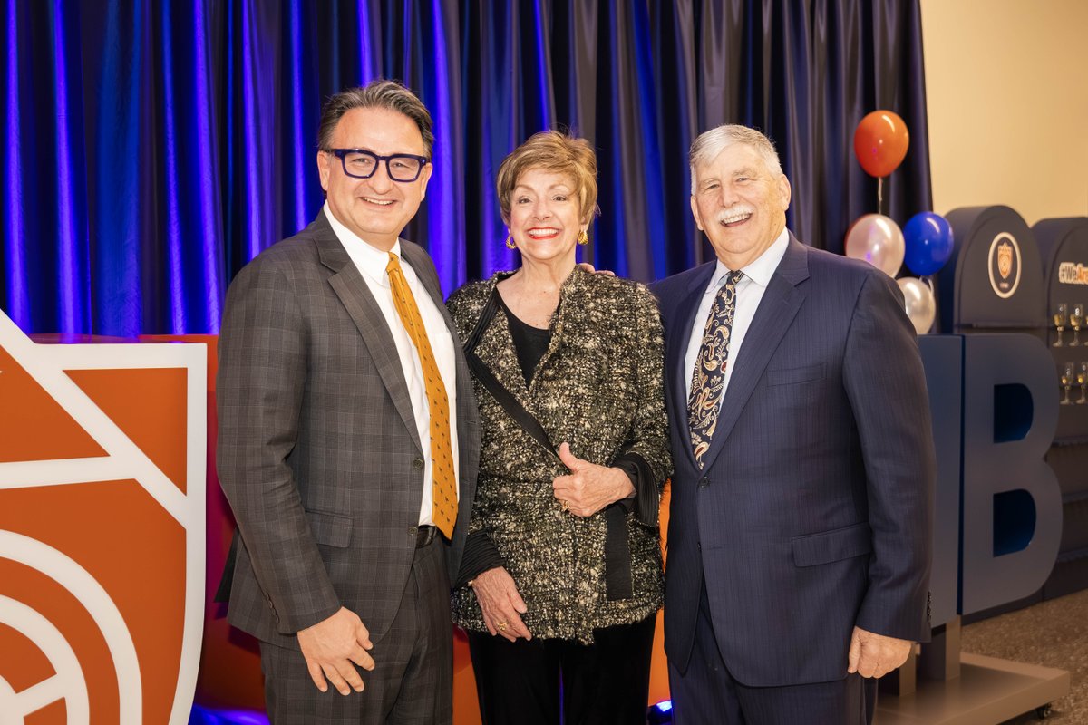 utmbhealth's tweet image. Last week’s Sealy Society event celebrated the generosity and commitment of donors whose endowments help advance research, education, and patient care at UTMB. We’re grateful to these dedicated members for strengthening our mission and impact.