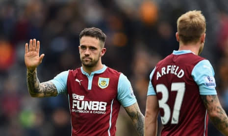 11 yrs ago
I was stood at Hull,
We had just won 1-0,
Results elsewhere meant we were down
I didn't know until 15 minutes after the game was done.
The players didn't know. 
We were "town and team as one"
I yearn for those days.
Same result
Such a different journey
#twitterclarets