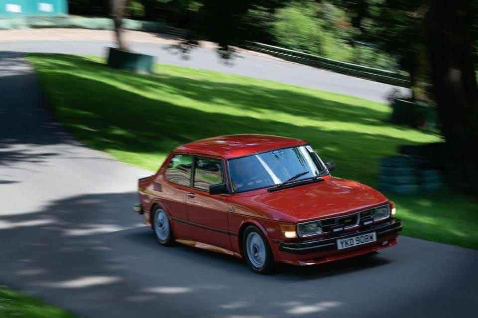 ThingsSaabOwnersDo tweet media