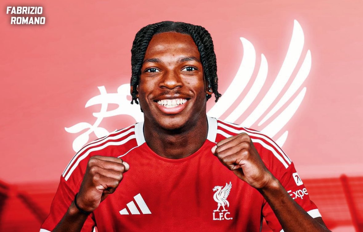 ActuFoot_'s tweet photo. 𝗘𝗡 𝟭 𝗔𝗡, 𝗜𝗟 𝗘𝗦𝗧 𝗣𝗔𝗦𝗦𝗘́ 𝗗𝗘 𝗟𝗔 𝗟𝗜𝗚𝗨𝗘 𝟮 𝗔̀ 𝗟𝗜𝗩𝗘𝗥𝗣𝗢𝗢𝗟 𝗣𝗢𝗨𝗥 𝟳𝟮 𝗠€ 😭😭😭😭

💎 L’année folle de Jérémy Jacquet 🇫🇷 (20 ans), formé à Rennes :

▫️𝗷𝗮𝗻𝘃𝗶𝗲𝗿 𝟮𝟬𝟮𝟱 : Clermont (L2)
▫️𝗳𝗲́𝘃𝗿𝗶𝗲𝗿 𝟮𝟬𝟮𝟱 : revient à Rennes 
▫️𝗺𝗮𝗿𝘀 𝟮𝟬𝟮𝟱 : équipe de France Espoirs
▫️𝗳𝗲́𝘃𝗿𝗶𝗲𝗿 𝟮𝟬𝟮𝟲 : signe à Liverpool pour 72 M€ bonus compris