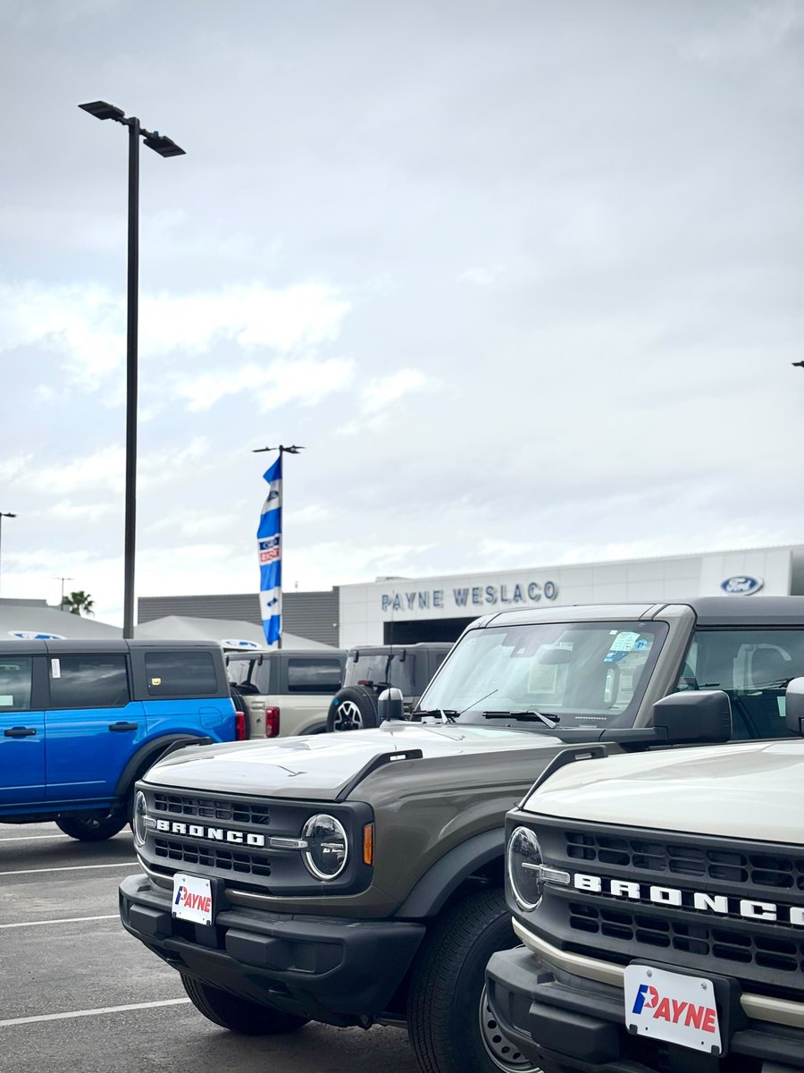WeslacoFord's tweet image. Not made for parking lots. Still looks right in one. 😎

👉Find YOURS here: weslacoford.com/inventory?md=B… 

#PayneWeslacoFord #FordBronco #SUVLife #BuiltFordTough #WeslacoTX #RGV
