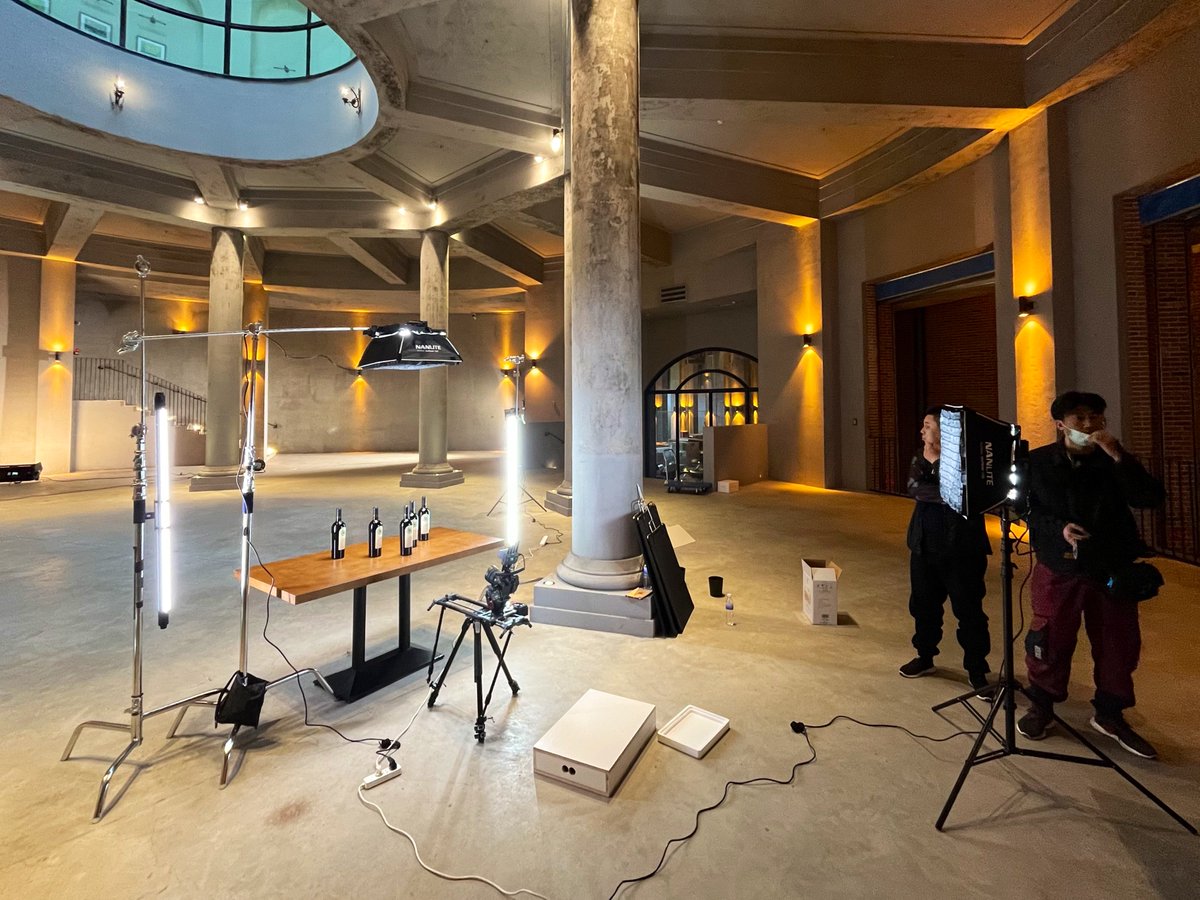 C21_Odyssey's tweet image. behind the scenes🎬
#ad #wine 
-