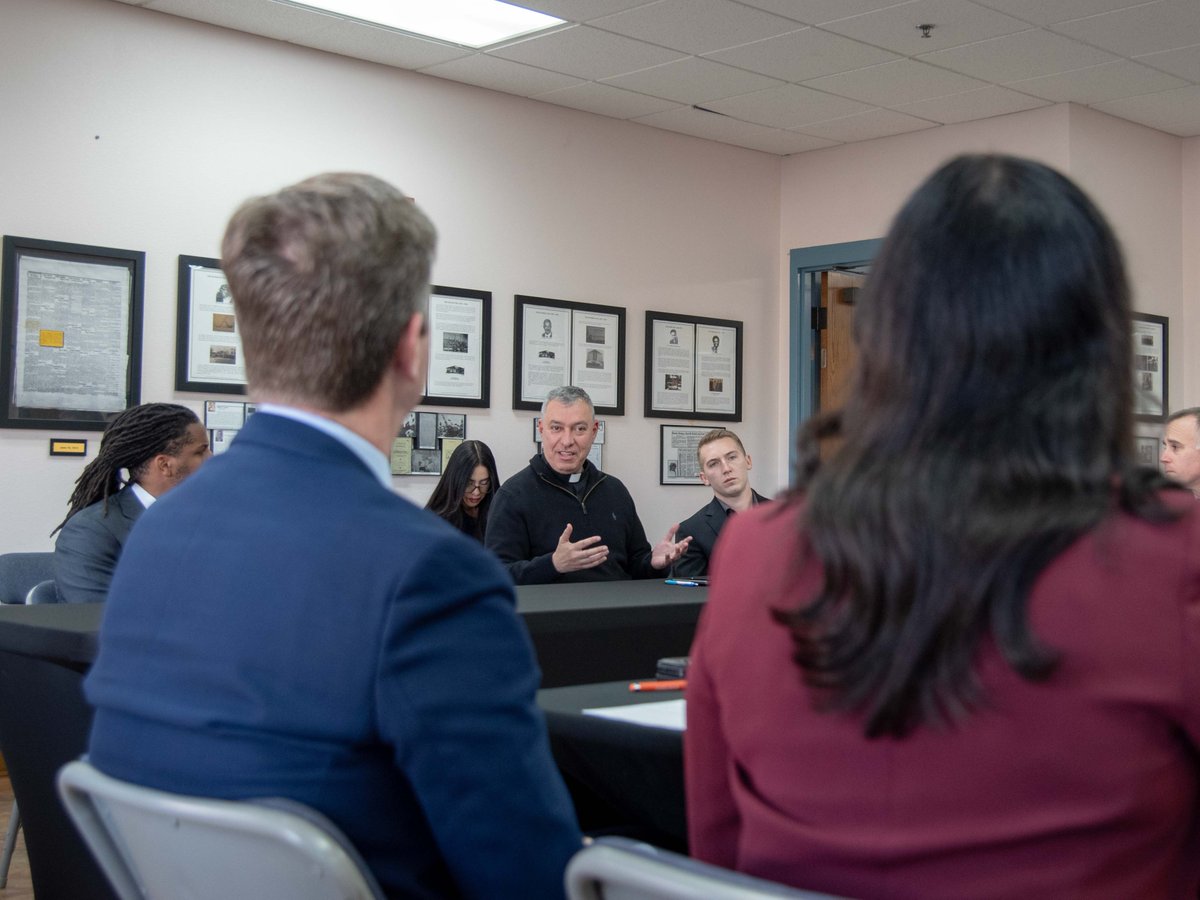RepGregStanton's tweet photo. Faith leaders are the ones people turn to in times of need. They hold communities together when government actions are pulling them apart.

@RepYassAnsari and I met with local faith leaders to let them know how our offices can help, especially when ICE’s lawlessness hits home. https://t.co/LA4D3cIH2k