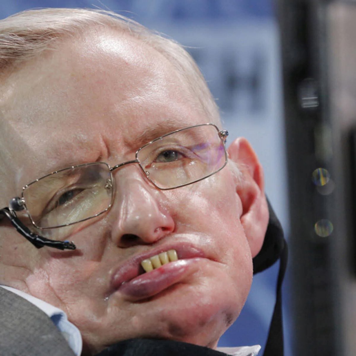 بعيد الهقاوي tweet media