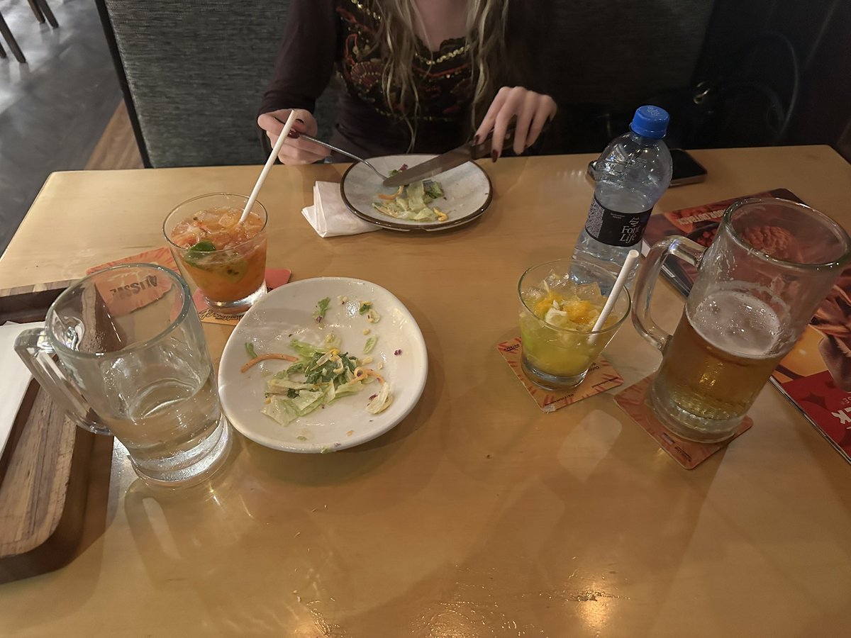 cbcostaaa's tweet image. janta