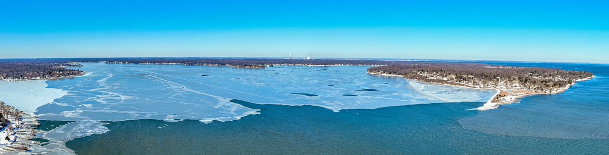 midatlaerial's tweet photo. Ice at the mouth of the Magothy River and Deep Creek in Anne Arundel County @TaylorGrenda @MikeTFox5 @JustinWeather @MDDNRFISH @TuckerFox5 #Chesapeakebay https://t.co/5IZD7lqx9p