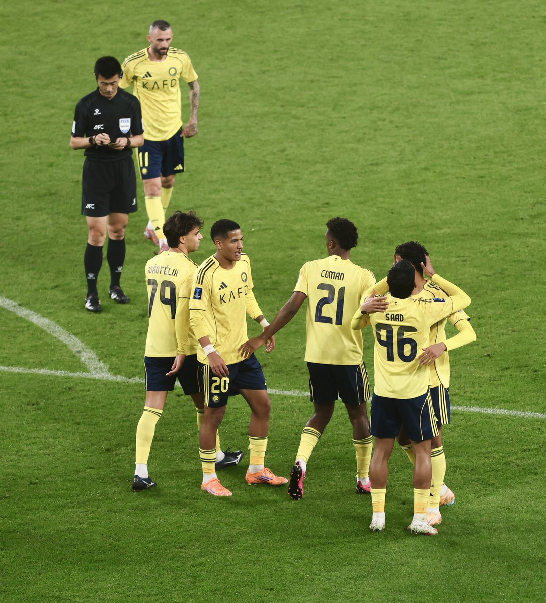 علي العنزي tweet media