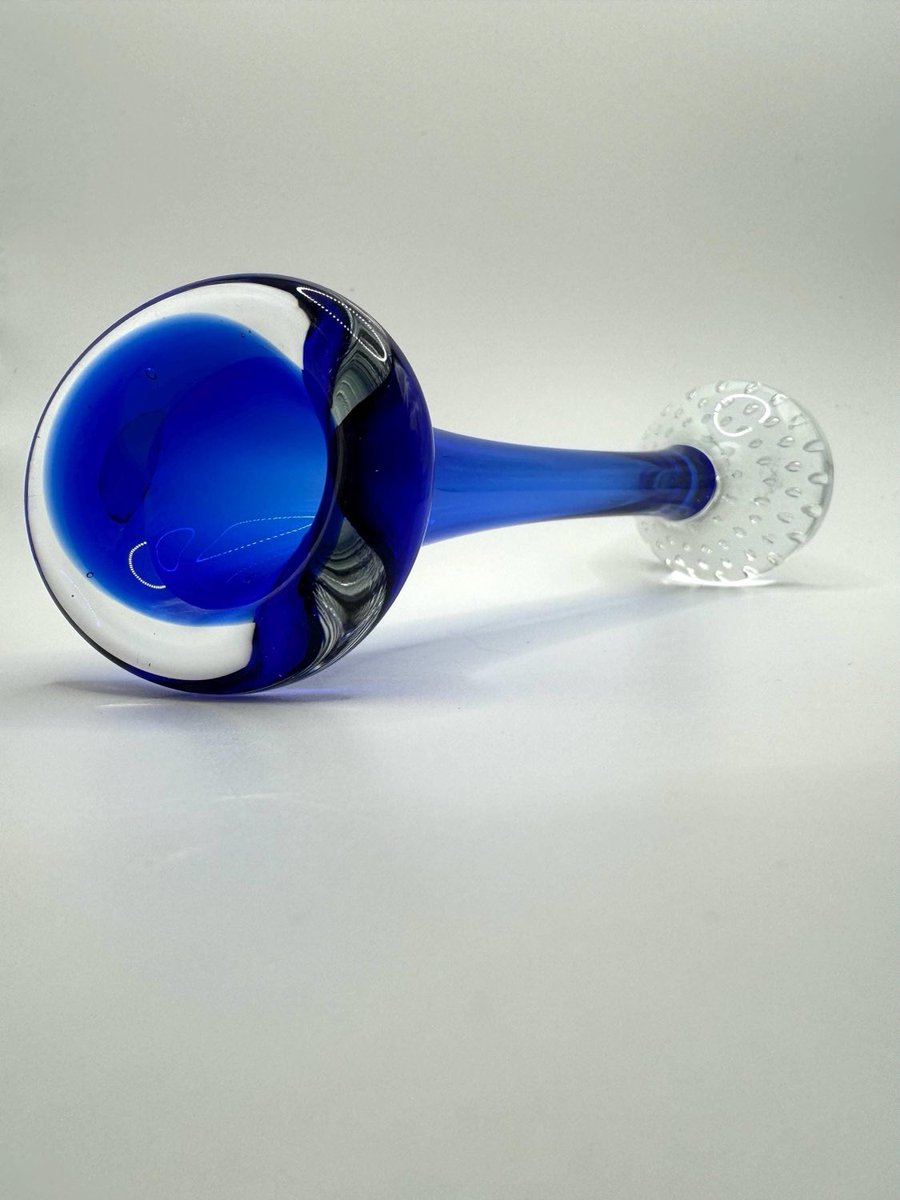 LilfordVintage's tweet photo. What a cute little Blue and Clear Glass Aseda Glasbruk Swedish Art Glass Jack of the Pulpit Scandinavian vase.
https://t.co/8GAg3OTbGz
#lilfordvintage #etsy #vintage #retro #vase #aseda #asedaglasbruk #artglass #jackofthepulpit #scandinavian #swedishglass https://t.co/PXmx5hiaU8