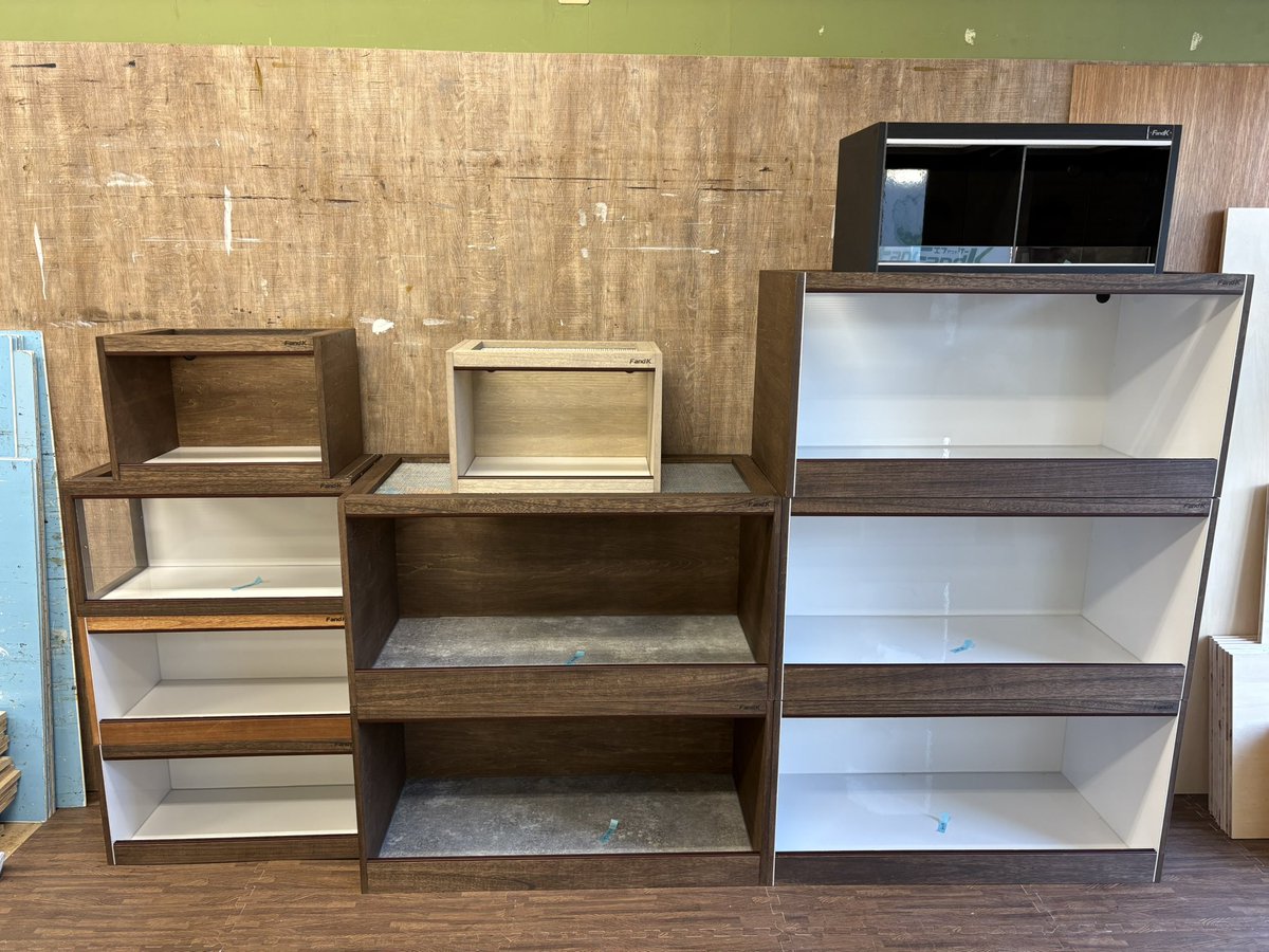 FandK 爬虫類木製ケージ (@mokusei_keiji_2) / Posts / X