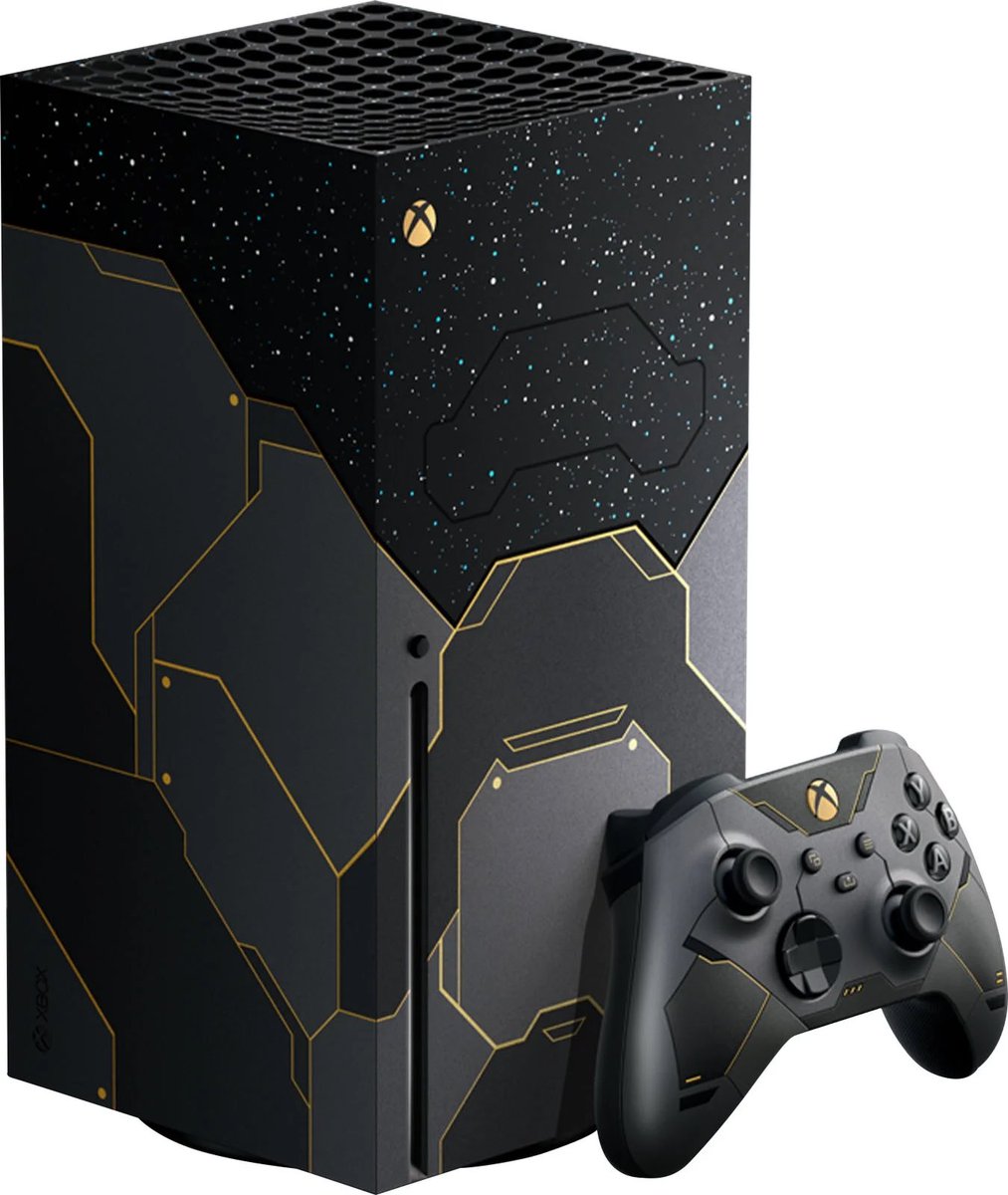 ItsForteX's tweet photo. @purexbox The Halo Infinite Xbox Series X looks really cool. Was wanting get it soon and play some of these games on it. 🎮 https://t.co/Iz67TpcRew