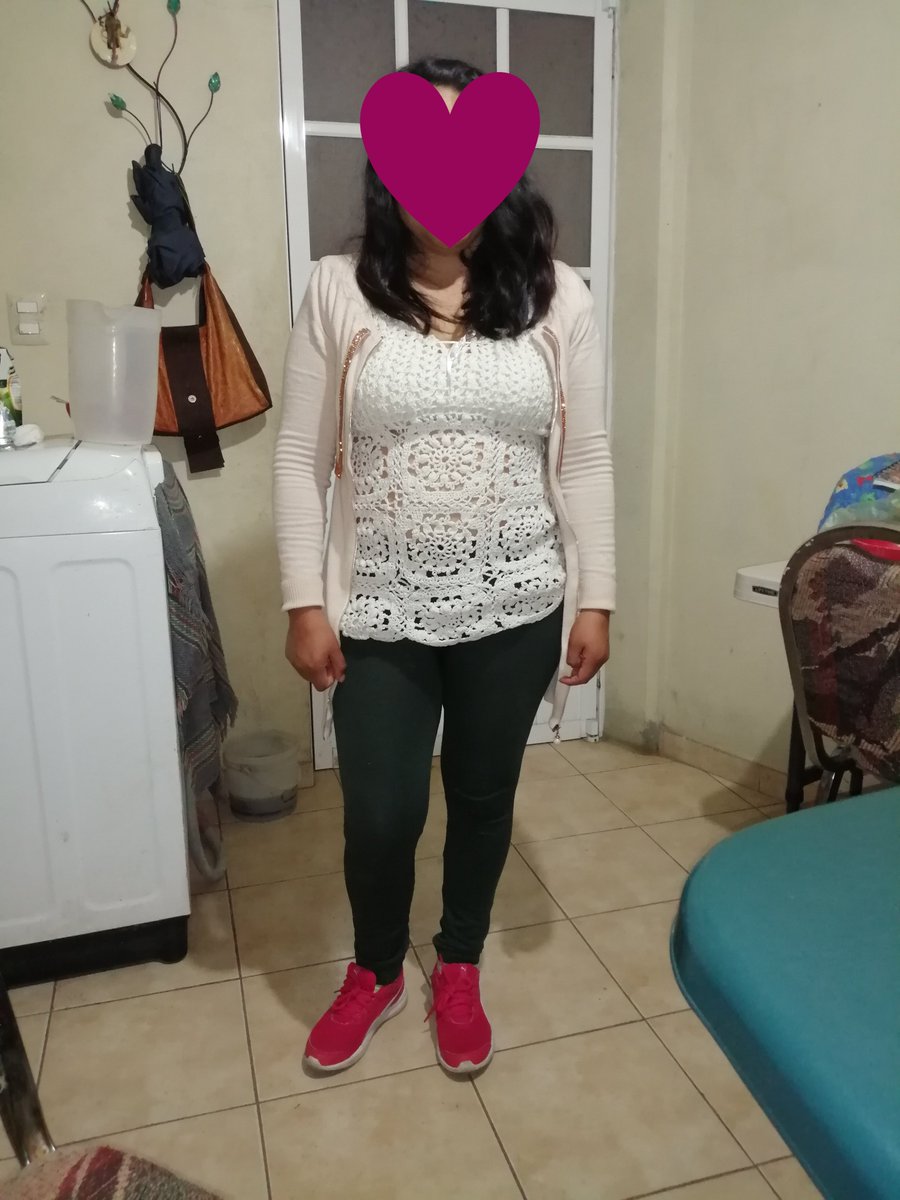 Parejasur4040's tweet photo. Los abandónanos un poquito pero aquí esta de nuevo mi esposa quien la viera tan seria pero es super caliente que opinan https://t.co/M6yZHBU3zO