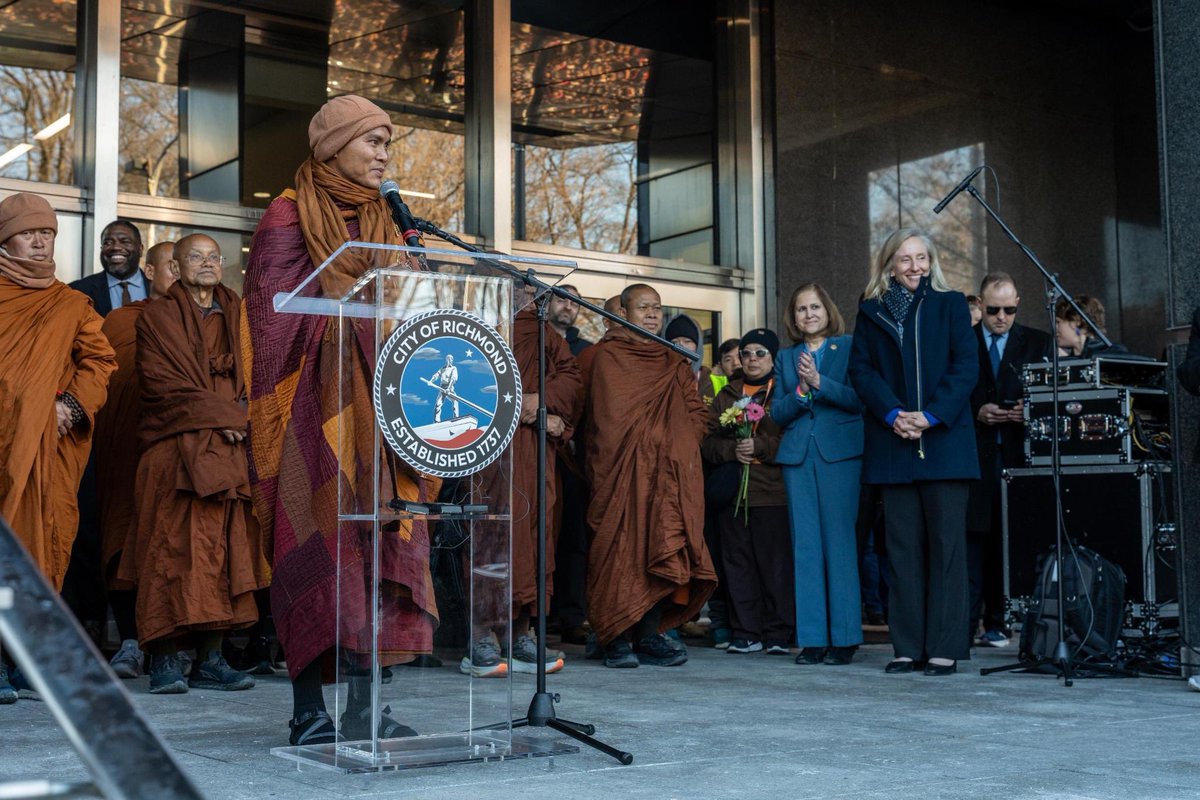 Governor Abigail Spanberger tweet media