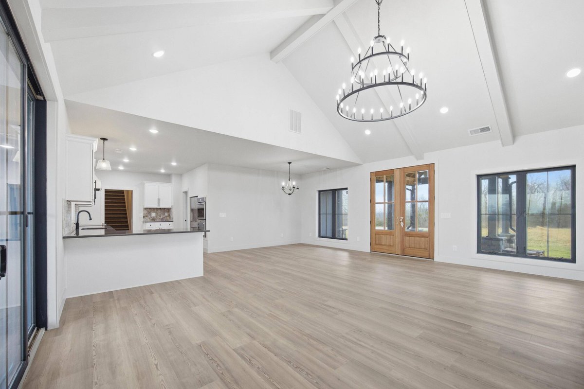 smithclick's tweet photo. With over $105 Million SOLD in 2025 (Record-setting)
Here's ANOTHER PROPERTY UNDER CONTRACT!
https://t.co/kvbj6m5VmI  located at 896 McAfee Lane, Salvisa, KY 40372 https://t.co/wL9sl84s0P