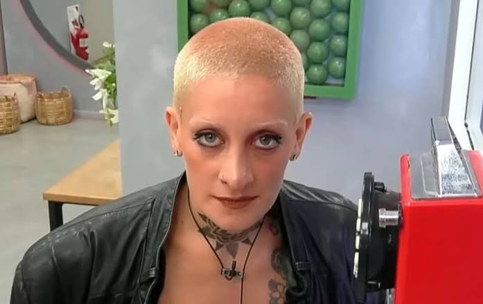 staylvnder's tweet image. esto es justicia por todas las mujeres que protagonizaron sus temporadas y fueron barridas por un hombre hegemónico sin gracia BANCAMOS