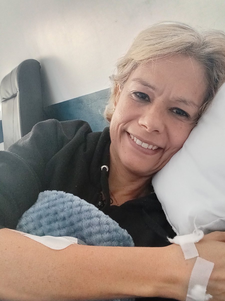 La Chica de Jeans tweet media