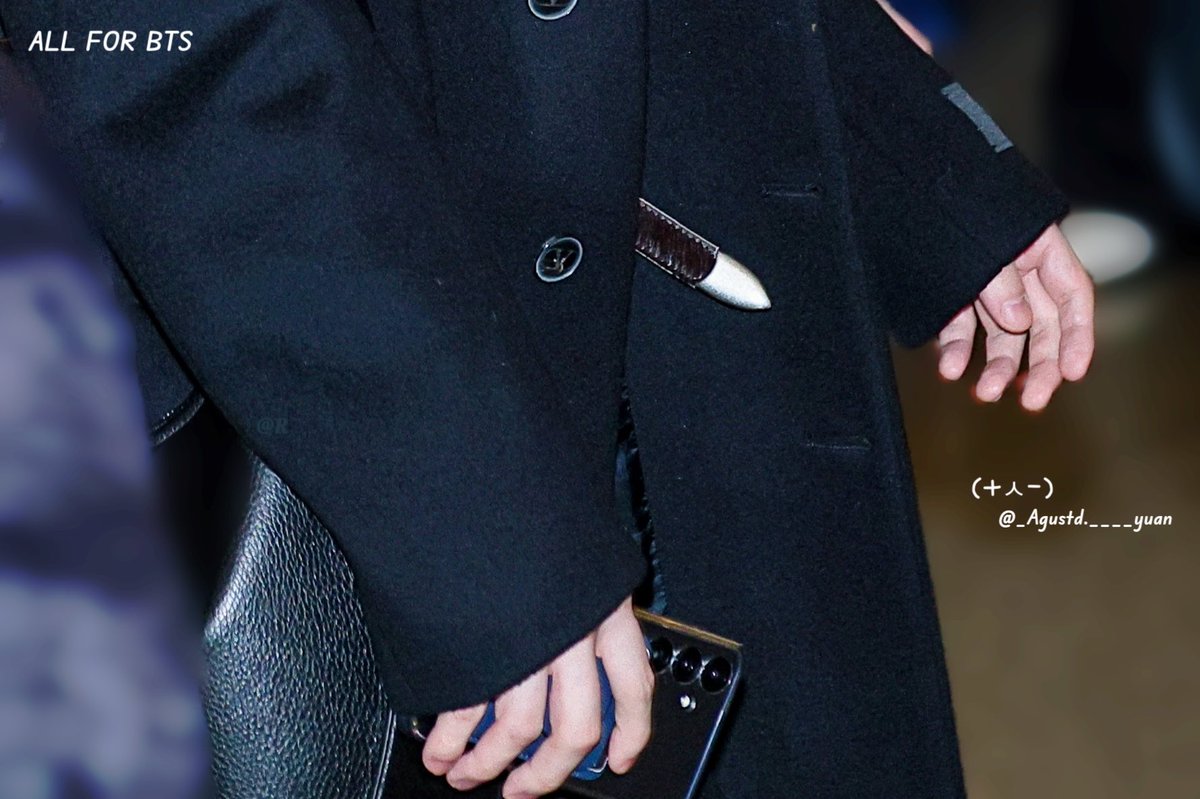 _agustd____yuan's tweet photo. 260202 SUGA ICN 인천공항 출국

#SUGA #YOONGI #슈가 #윤기 #AGUSTD
#BTS #방탄소년단 #방탄소년단슈가 @BTS_twt https://t.co/MOFnwfIRGX