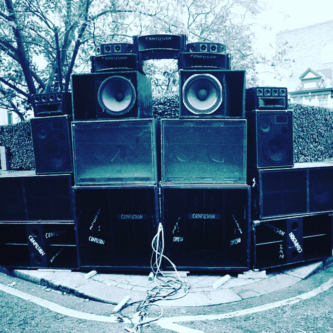 🎧 TRACKS  ESTRENO 2026

🟠SLEAFORD MODS feat. ALDOUS HARDING
Elitest G.O.A.T.s
🟢A$AP ROCKY
Punk Rocky
🔵THE SOPHS
Goldstar

1 HORA DE NOVEDADES 👉 Radio Casal
👇
youtu.be/tYzFQY_loF8?si…