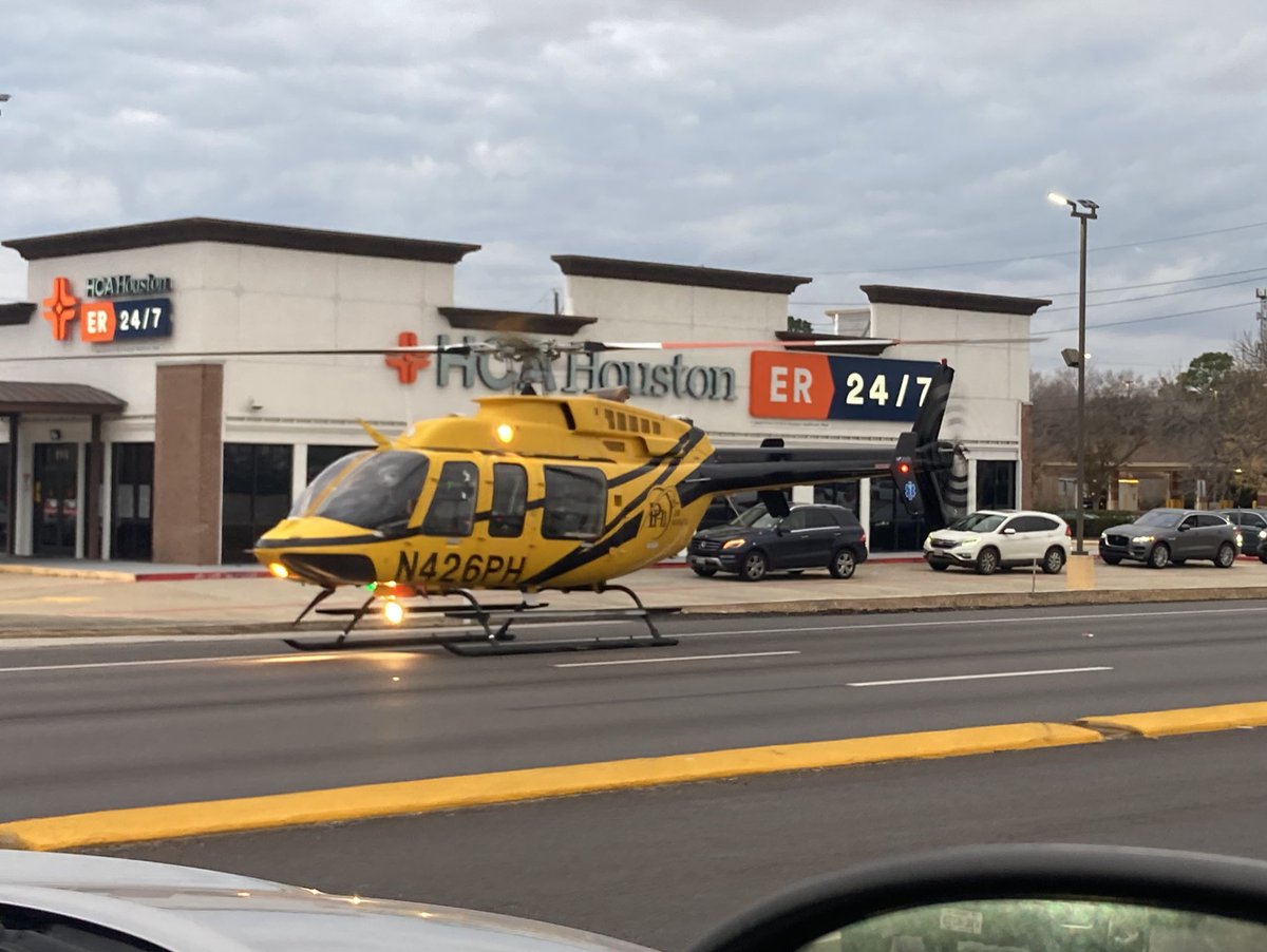 FrankiB's tweet photo. Lifeflight on Hwy 6 between Beechnut &amp; Bissonet
#HoustonTraffic https://t.co/iftpZbjRTO