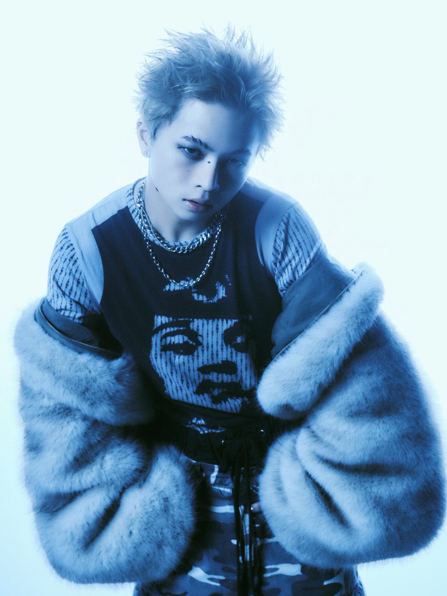 たけちゃん、ミニカーに乗ってる姿はすごく可愛いのに、コンセプト