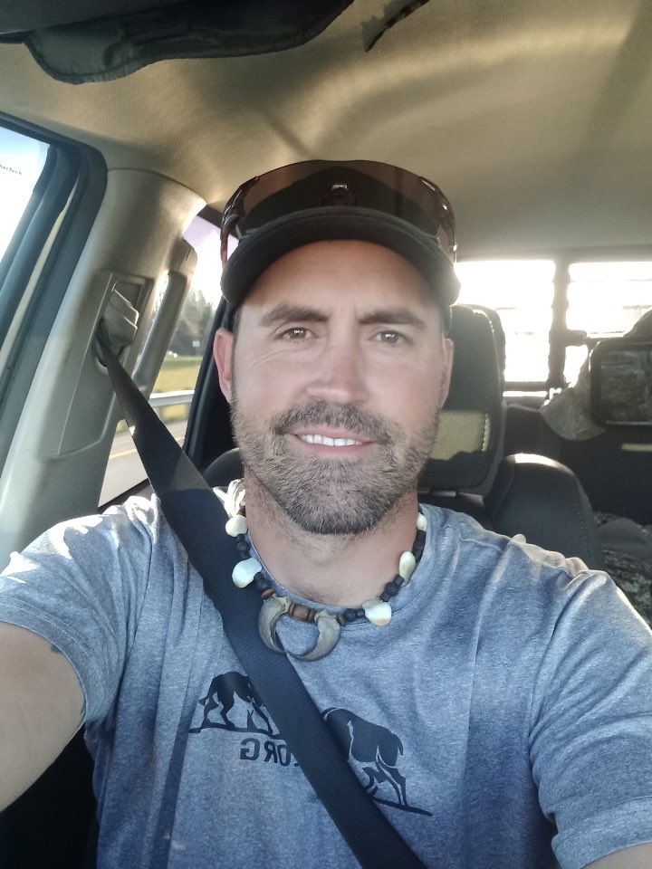 SpecialStepdad's tweet photo. This cheater married dad insists that no one wants to see his cock

I disagree 

What say you? Maybe some RTs will convince hon to show off his baby maker ?

If you like seeing regular dads in action, DM to buy our naughty video collections https://t.co/87W1rsHGxP